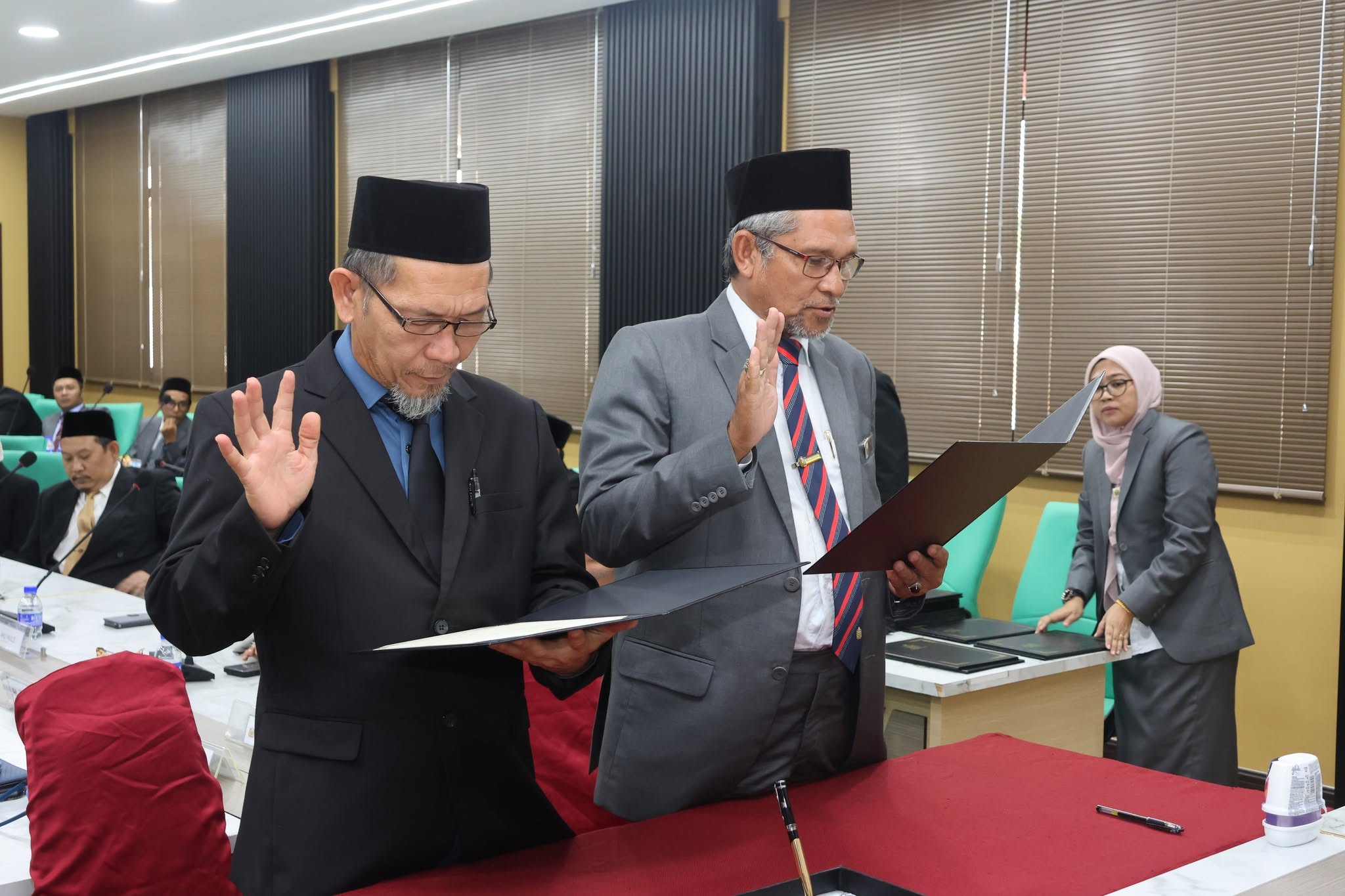 AHLI MAJLIS 12