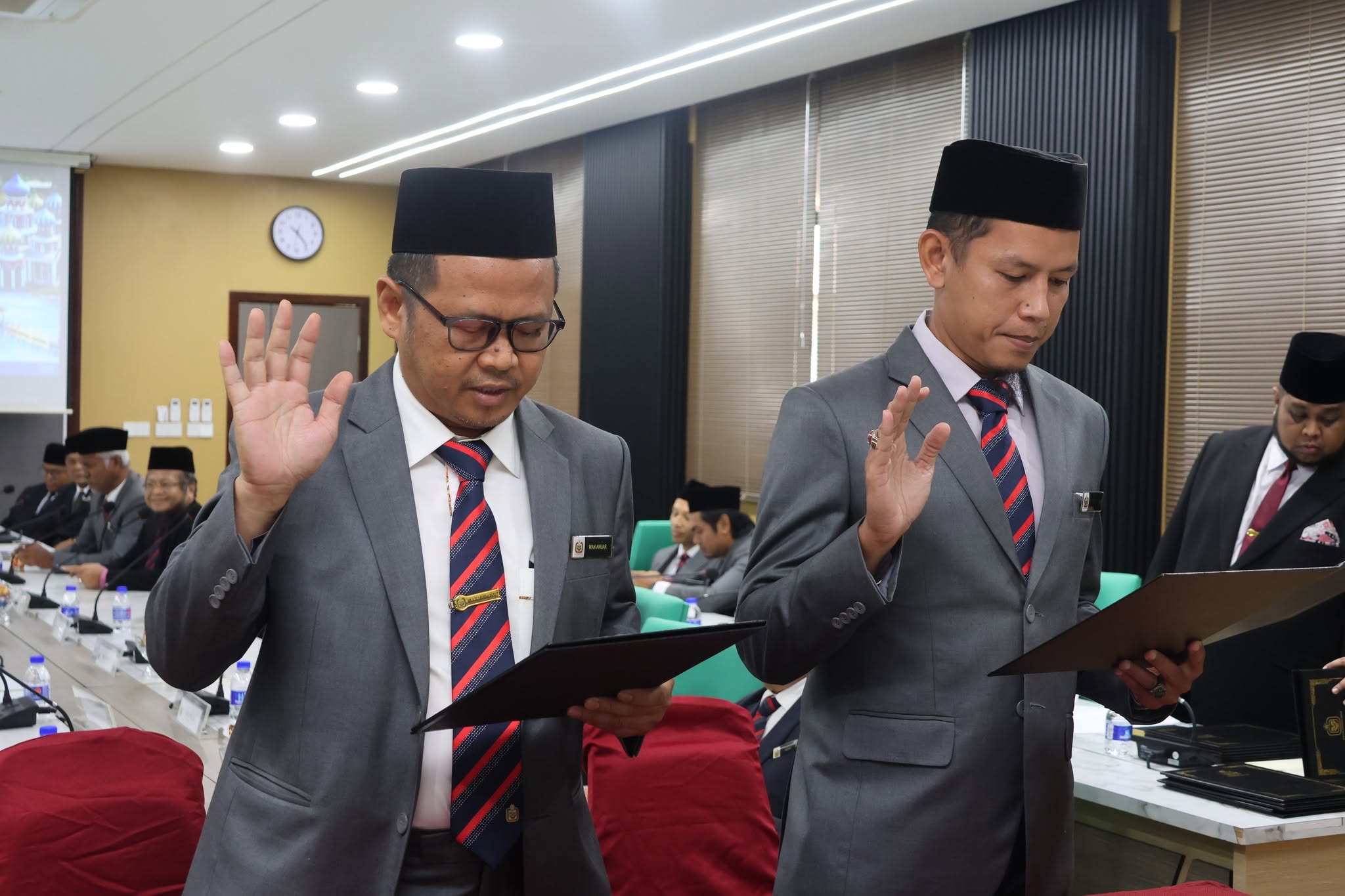 AHLI MAJLIS 24