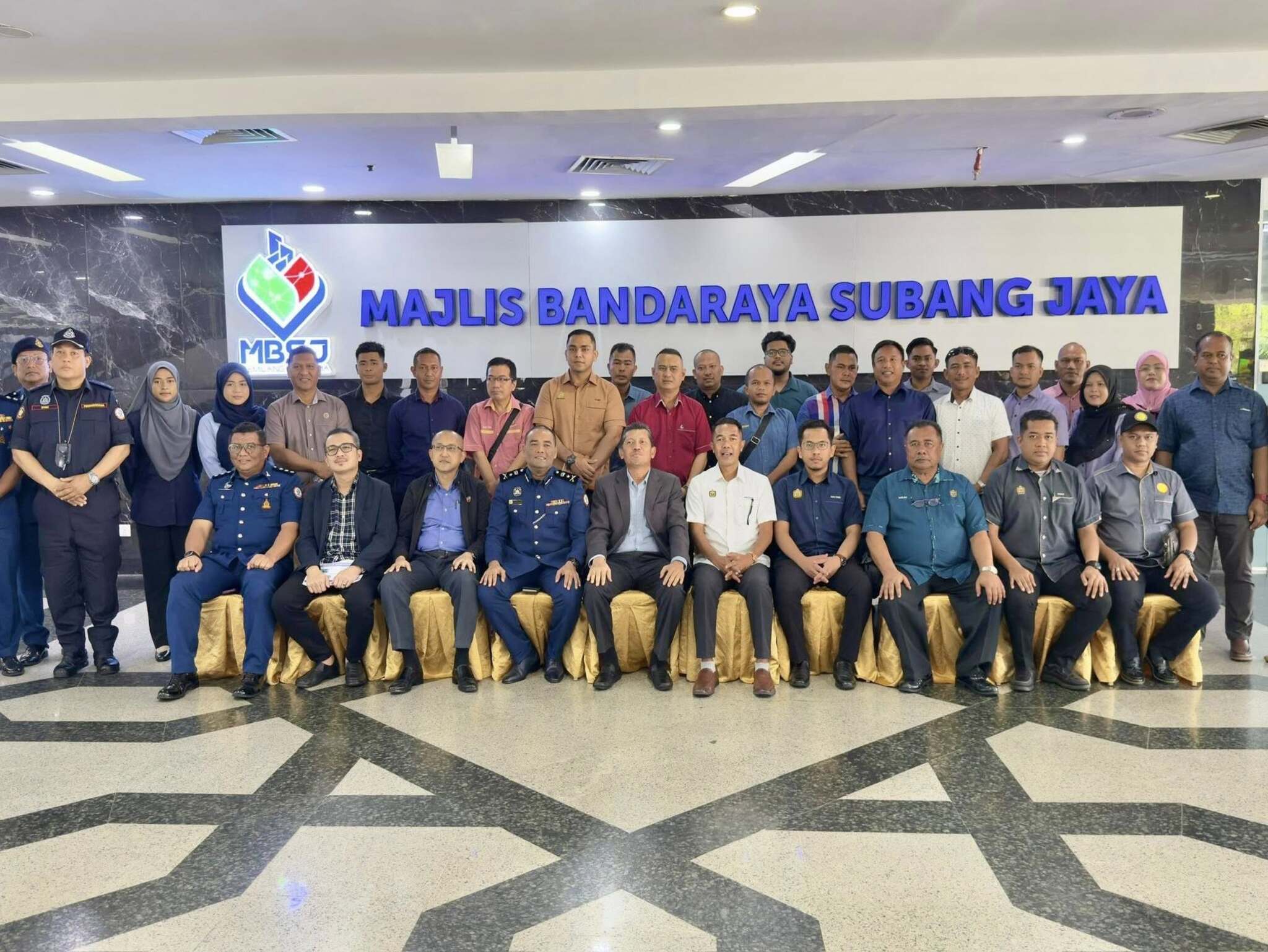 LAWATAN PENANDA ARAS KE MAJLIS BANDARAYA SUBANG JAYA (MBSJ)