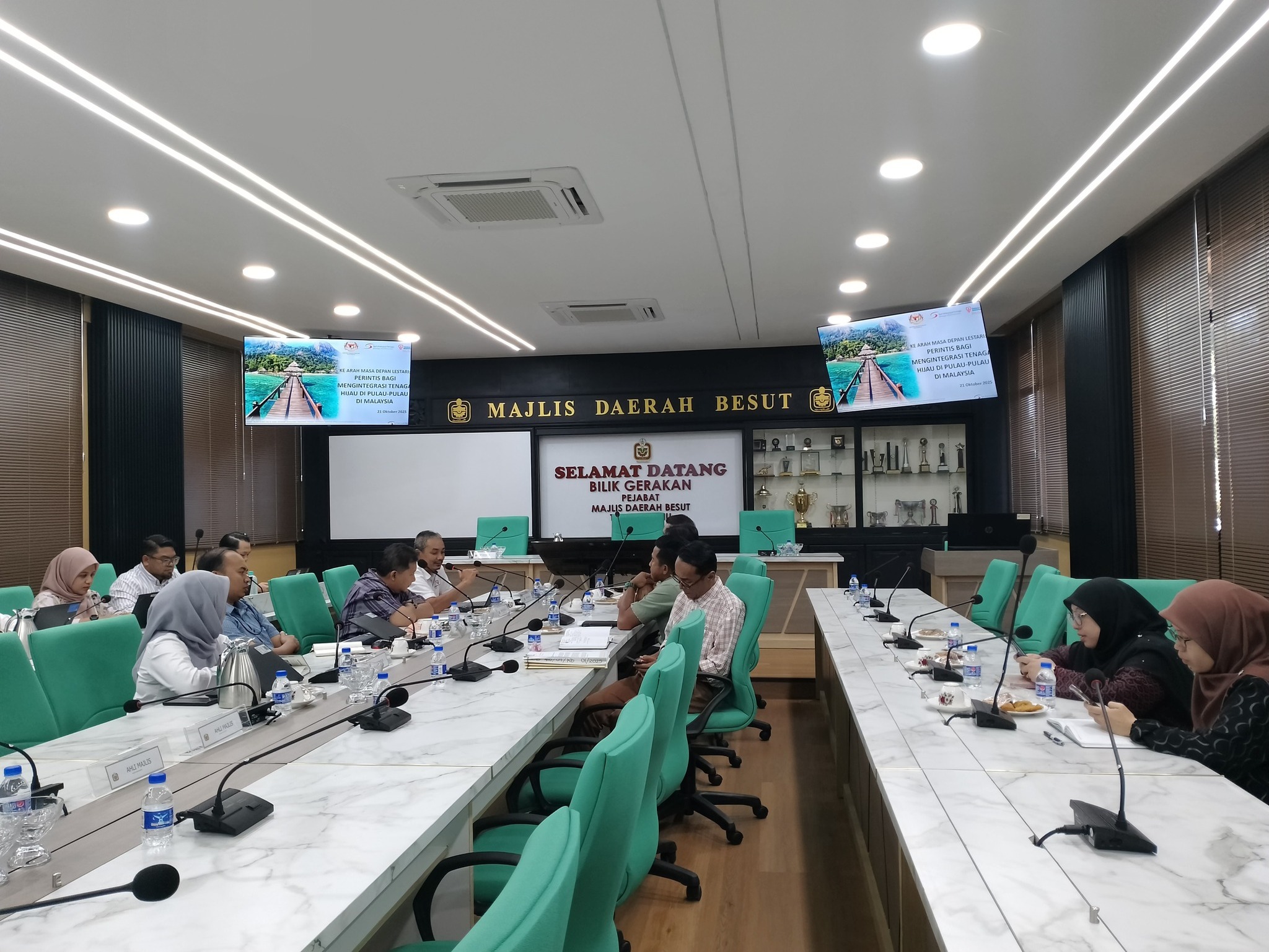 SESI KUNJUNGAN HORMAT & PENERANGAN PROJEK LNG POWER PLANT ( PULAU TENAGA HIJAU)